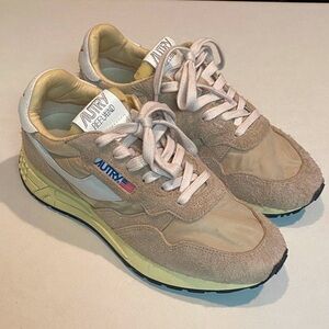 Autry Women's Athletic Shoes - Beige